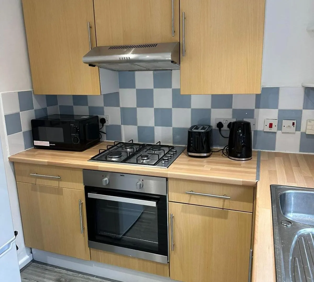 Lovely Two Bedroom Flat Thamesmead  Apartment