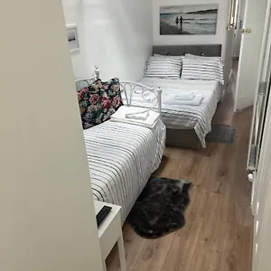 Cosy Apartment, Flat In London Apartment