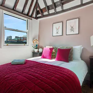 Old Street Iconic Warehouse Style 4 Bedroom 2 Bath House Prime Location Apartment